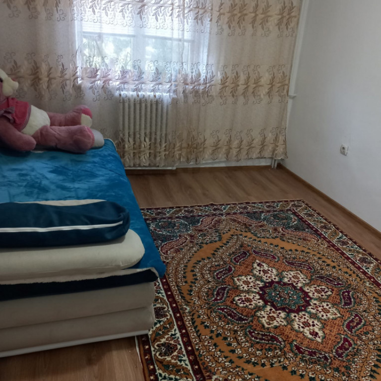 23 AUGUST-APARTAMENT 2 CAMERE , ETAJ 3