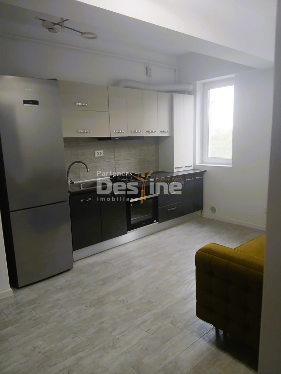 GARSONIERĂ PREMIUM DE ÎNCHIRIAT – LUPENI | 400 €/lună