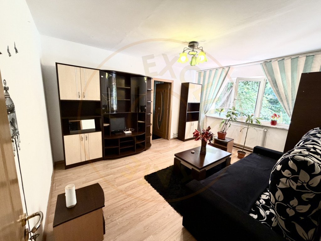 Apartament de inchiriat - 2 camere - Cartier Nord