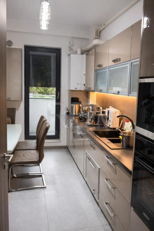 3 Camere Ready to move 20th Residence