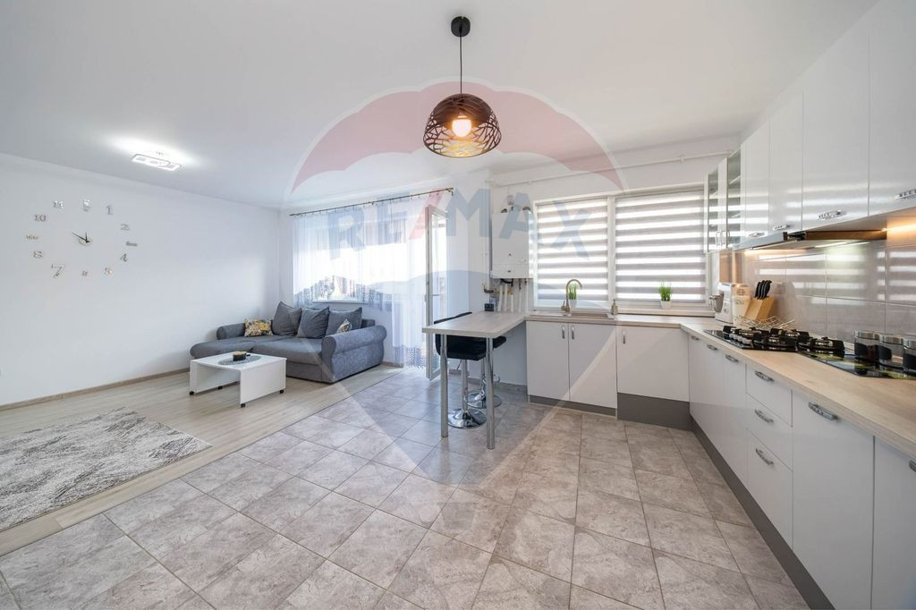 Apartament tip Studio cu balcon generos | 43 mp utili + 6,79