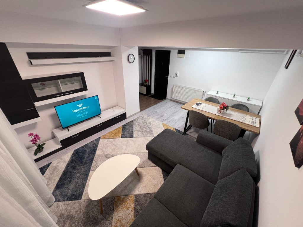 Proprietar- închiriere apartament 2 camere BC Str Vadul Bistritei 4