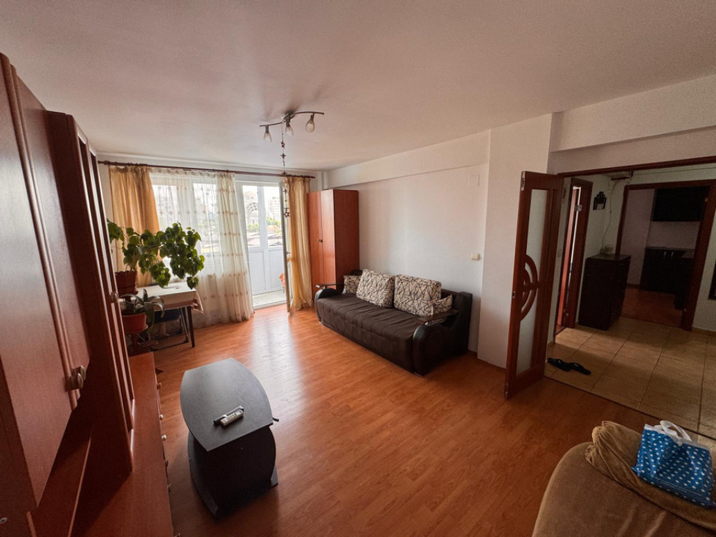 Apartament 3 camere, 68 mp, Craiovita Noua, Promenada