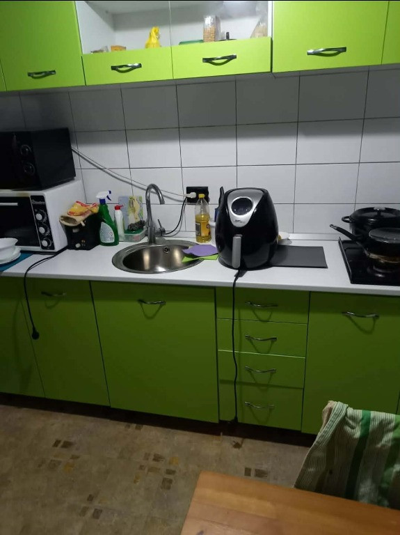 Vanzare apartament 3 camere Berceni