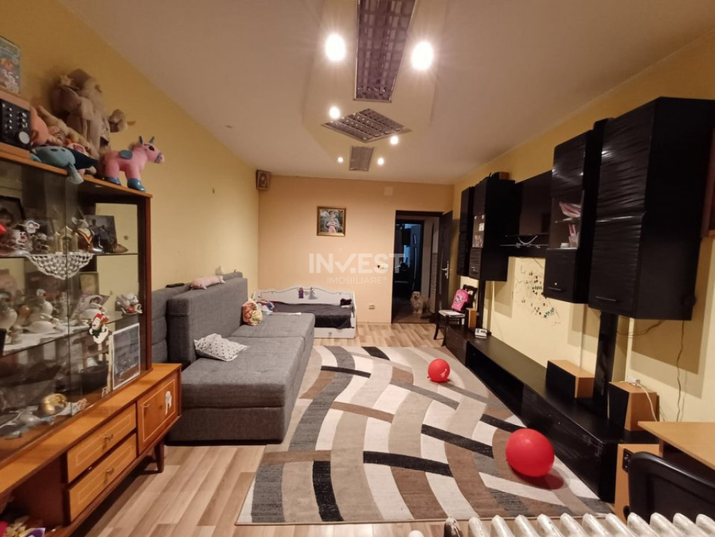 Apartament 3 camere, decomandat, zona Gara - Carrefour Expre