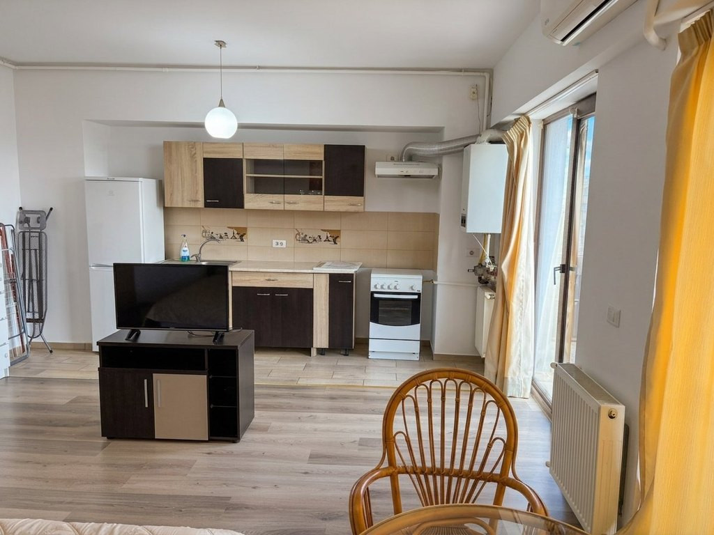 Studio modern , Mihai Bravu, București
