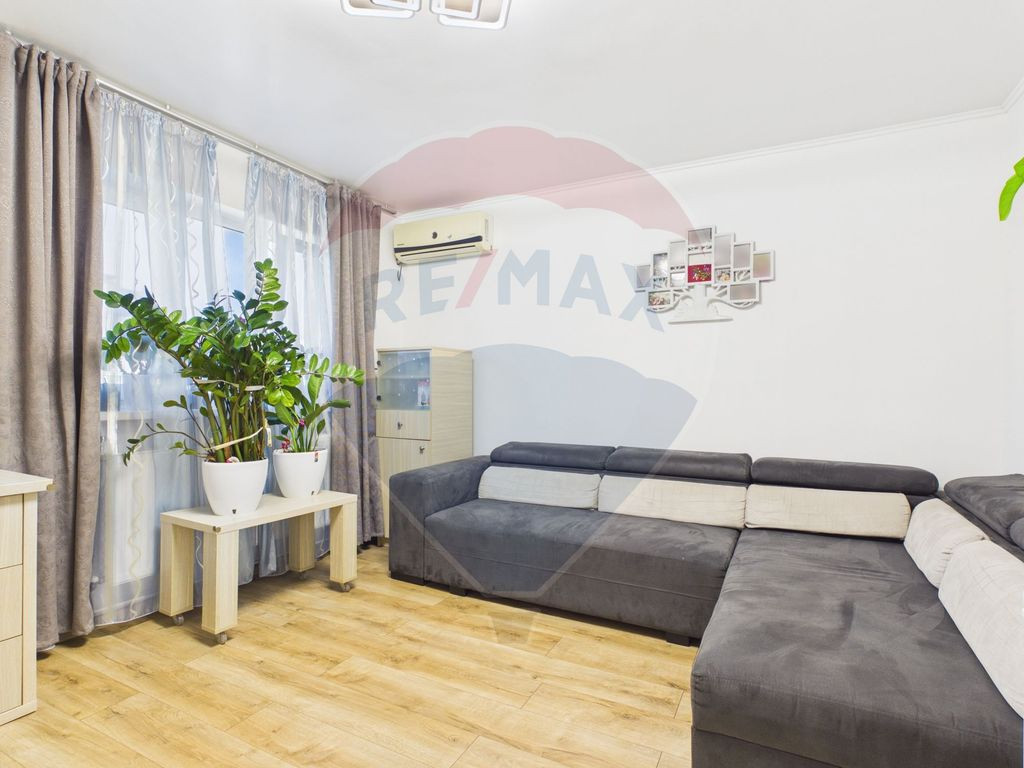Apartament cu 2 camere de vânzare în zona 1 Decembrie 1918