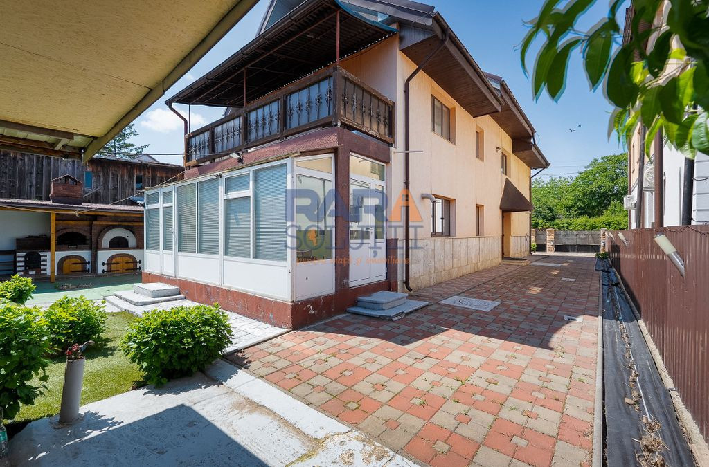 Vilă cu 3 dormitoare - zonă exclusivistă