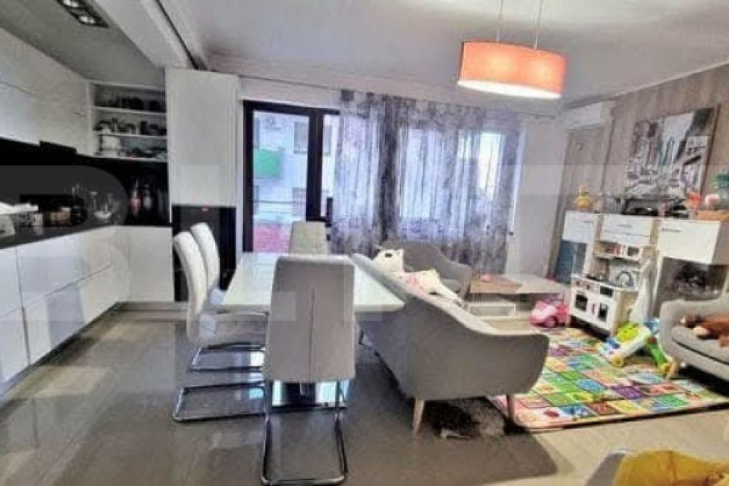 Apartament 3 camere, 2 bai, 72mp, garaj, Sub Cetate