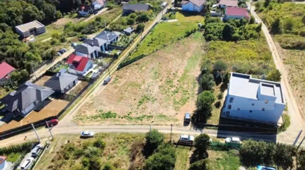 Teren de vânzare, 2638 mp, zona Barnova – Strada Sfintii