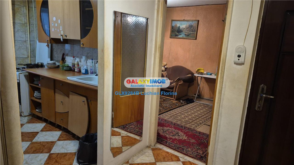 Apartament 3 camere, an 1984, et.3, bloc reabilitat I Fizici