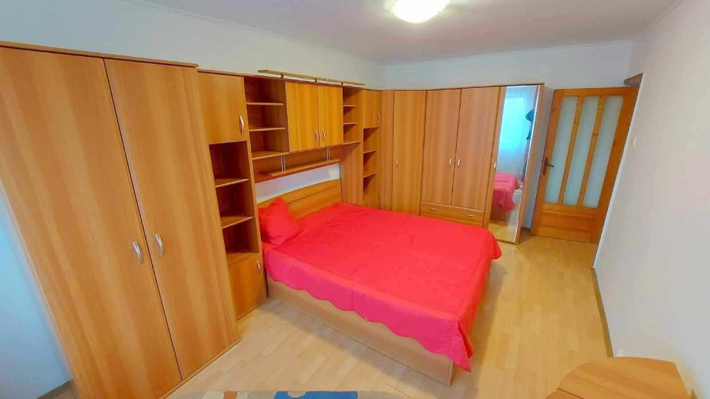Apartament 3 camere D, in Gradinari,- Metalurgie