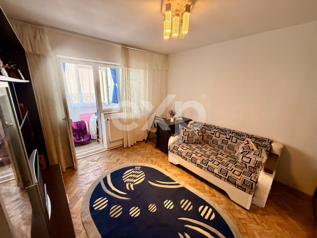 Apartament 2 camere decomandat, etaj 3, mobilat și utilat