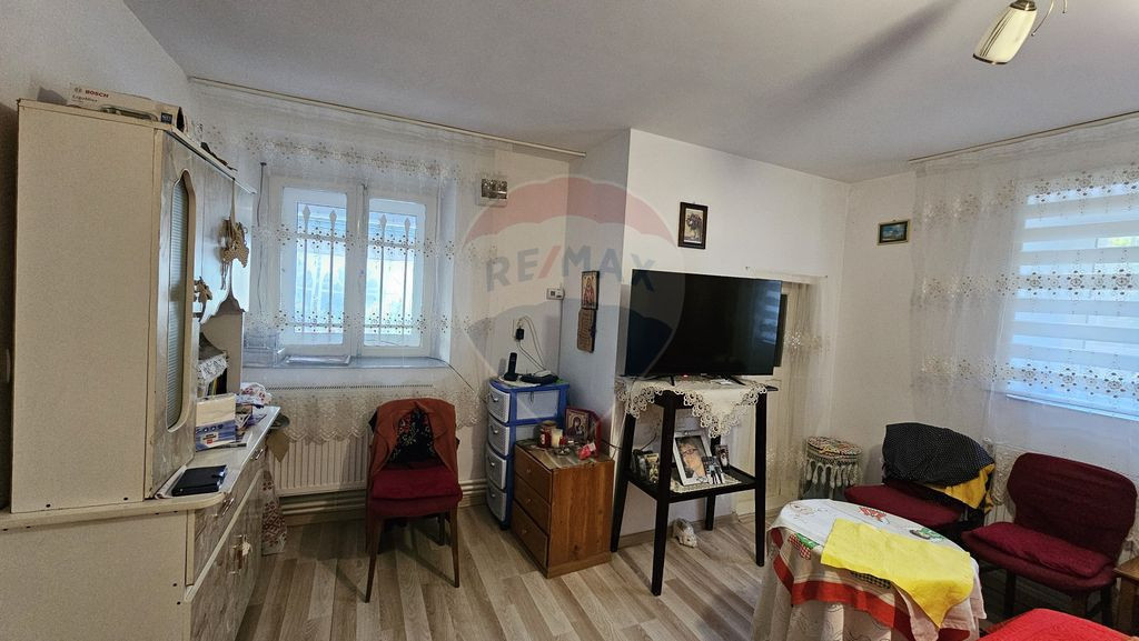 Apartament cu 1 camere de vânzare în zona Central