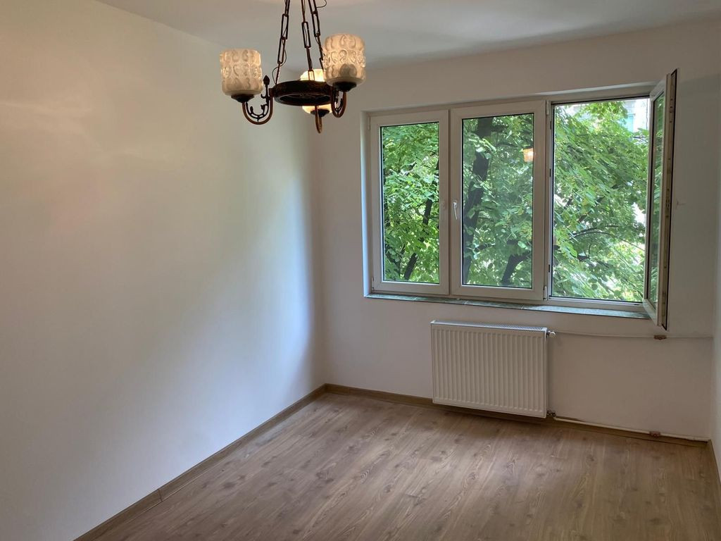 Tineretului | 2 Camere Decomandat | Renovat | Etaj 3/8