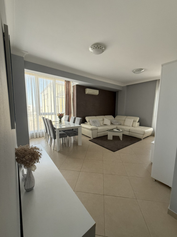 Proprietar/Hlincea/Apartament 2 camere/65mp/Mobilat-utilat/parcare