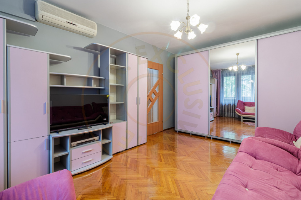 2 camere etaj 2 din 10 metrou gorjului