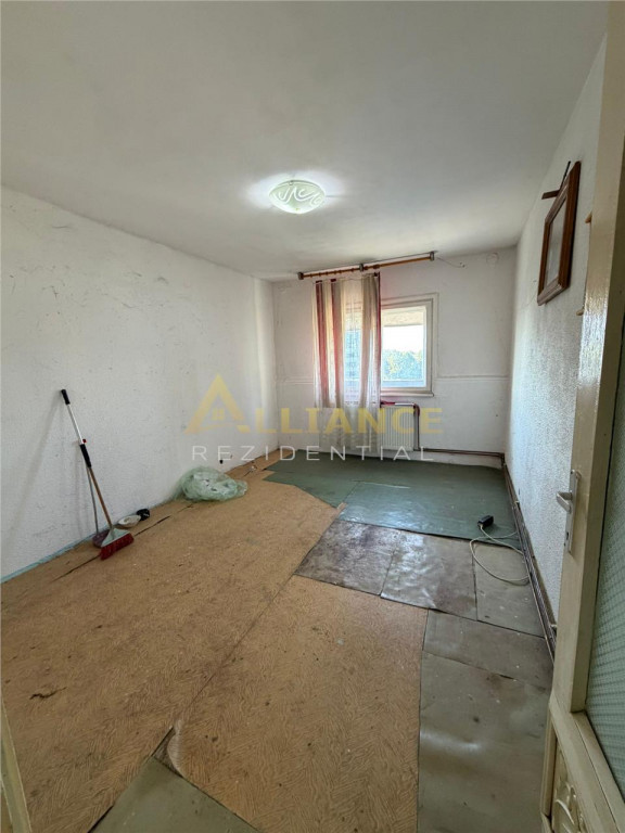 Exclusivitate | Garsoniera 24.3 mp | Centrala proprie | Etaj