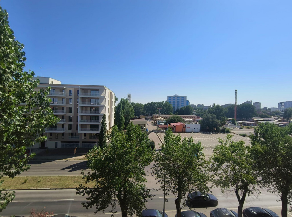 SAT VACANTA APARTAMENT 2 CAMERE