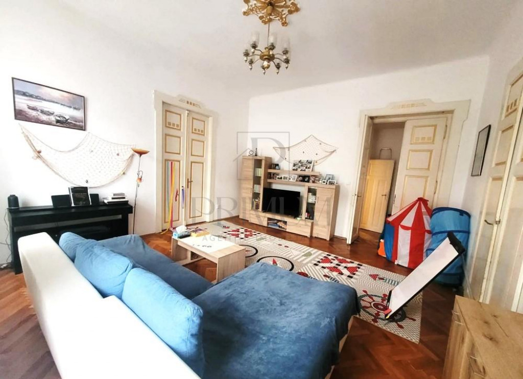 PIATA MARIA - ETAJ 1 - CENTRALA PROPRIE - 3 CAMERE - 2 BAI -