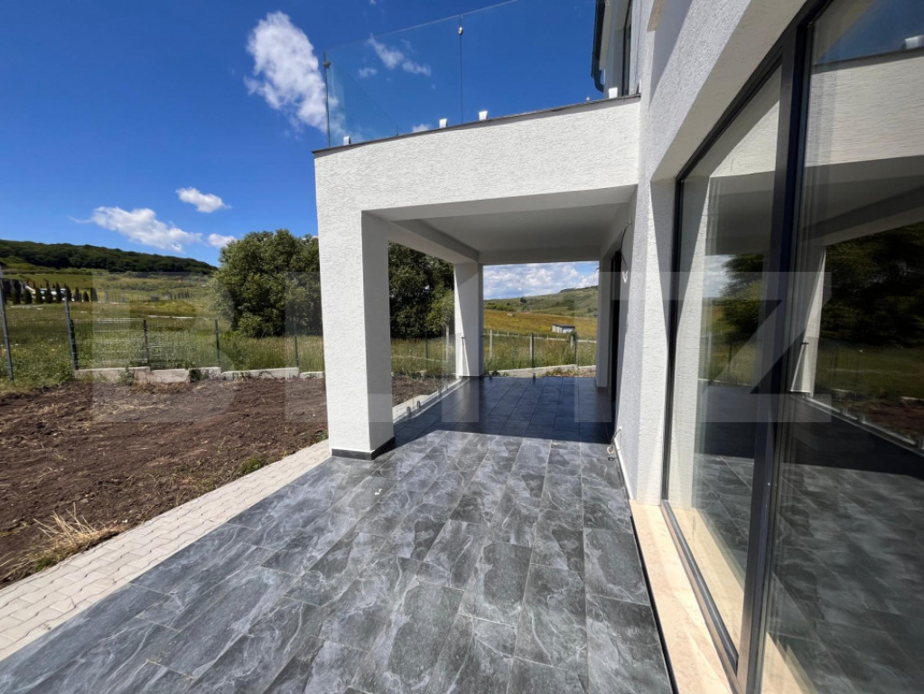 Casa individuala, PRIVELISTE unica, 180 mp, 710 mp teren