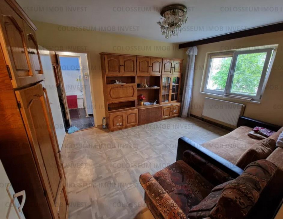 Apartament 2 camere, semidecomandat, insorit, beci, zona Grivitei!