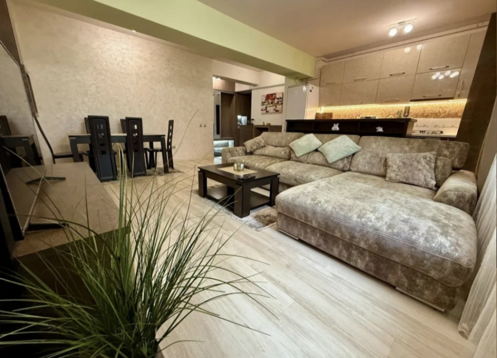Închiriere apartament 2 Camere, zona Tomis Plus, termen lun