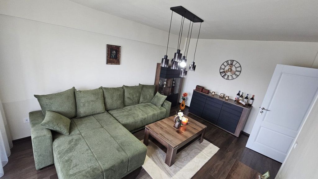 NORD | Bloc beton |ETAJ 1|Balcon 7ml | Posibilitate central?