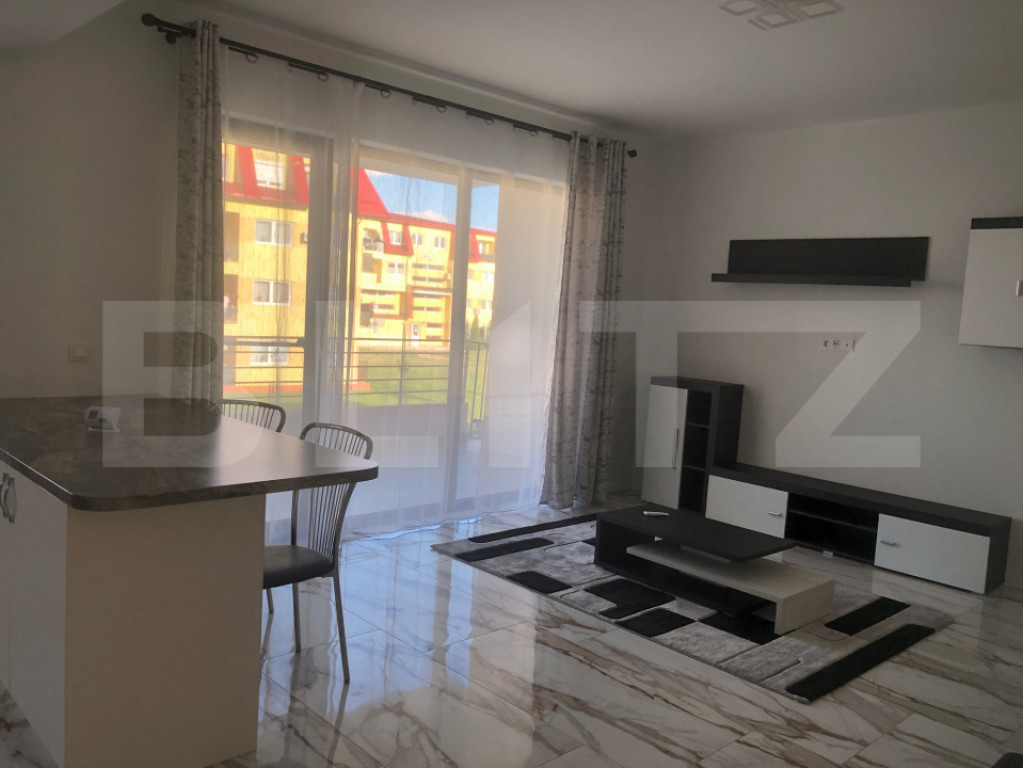 Inchiriere apartament cu 2 camere, 74 mp, zona Piata de Vech
