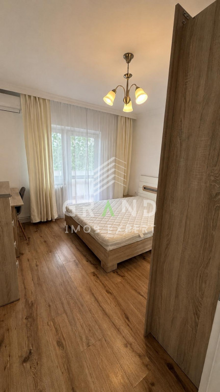 3 camere | 2 băi | 2 balcoane | 65 mp | Gheorgheni–Titule