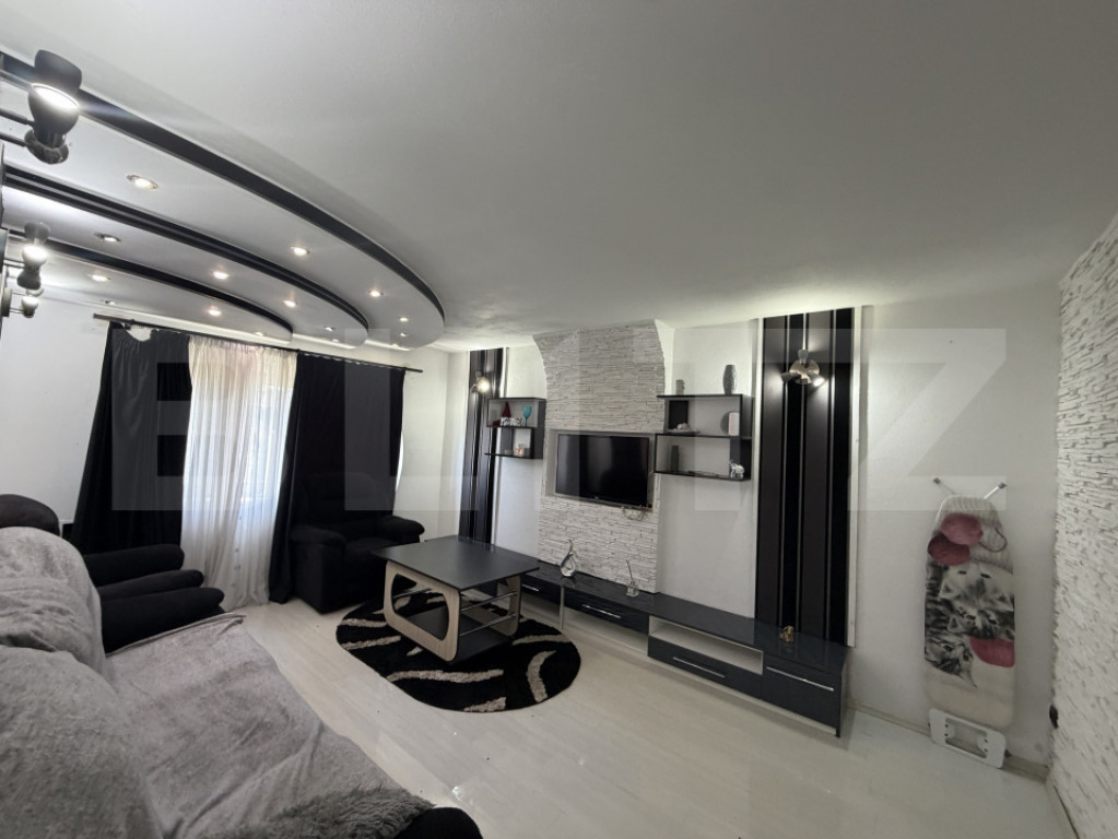 Apartament 2 camere decomandat, 60 mp, zona Spiru Haret