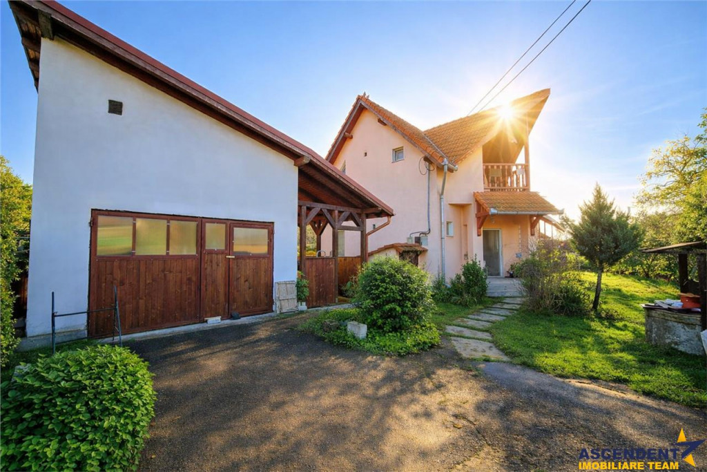 Vila duplex spatioasa in Chilieni, Sfantu Gheorghe,6 camere,
