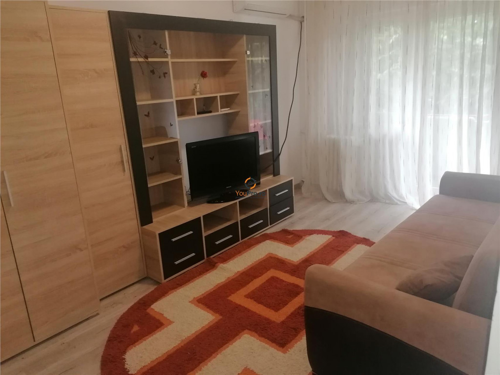 Decomandat Etaj Intermediar 2 Balcoane Lipovei