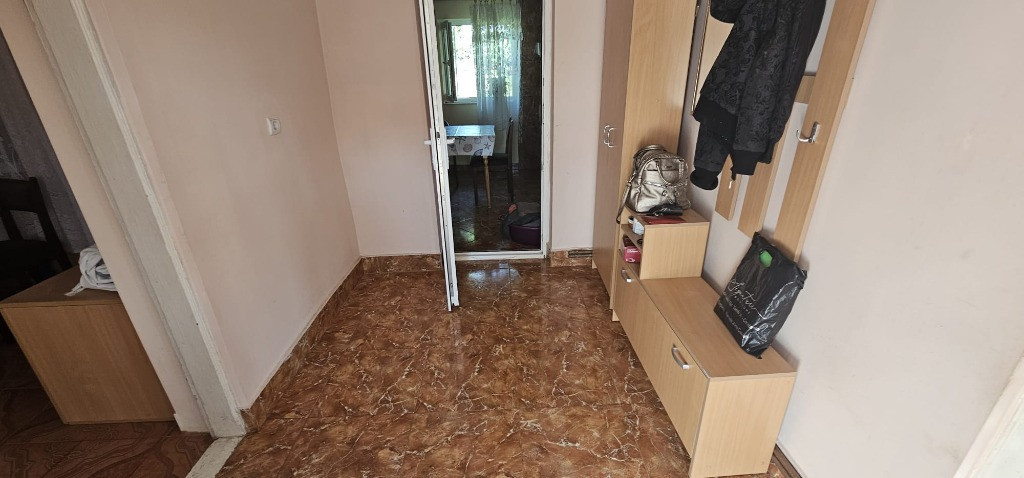 Viile noi , casa constructie piatra