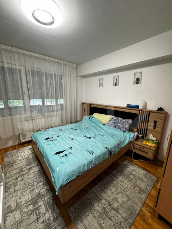 Apartament cu 2 camere, etaj 1, balcon închis