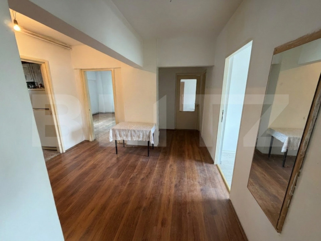 Apartament 4 camere, 88 mp, zona Careiului