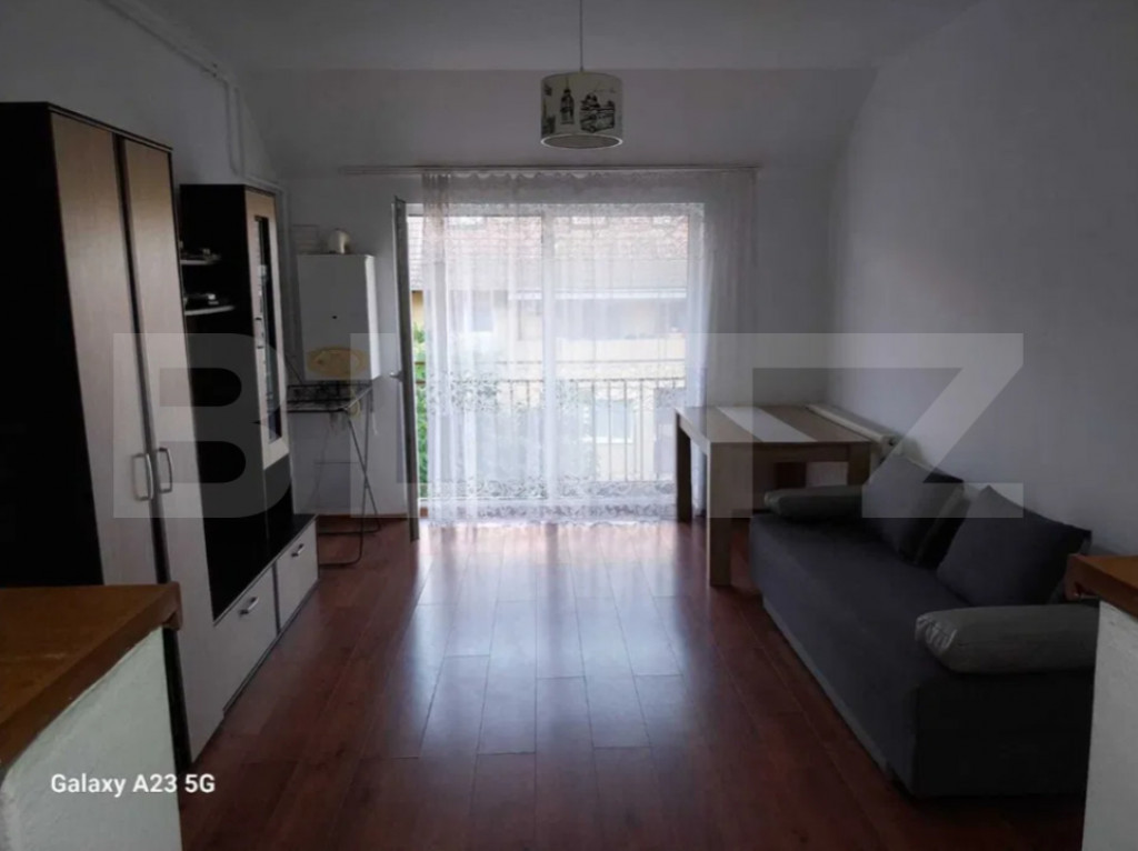 Apartament 2 camere semidecomandat, etaj intermediar, spatio