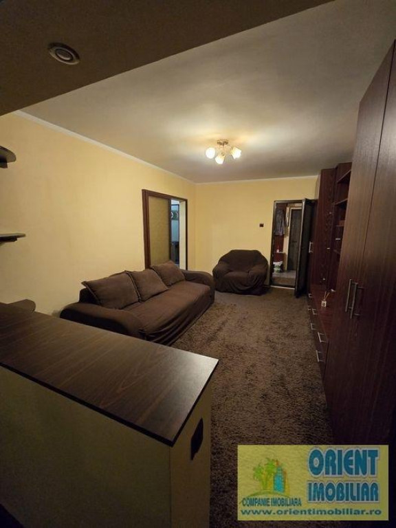 Palas, casa de vanzare, 3 camere