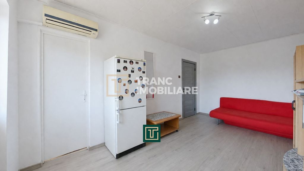 Apartament de închiriat ARED Micalaca, loc de parcare in...