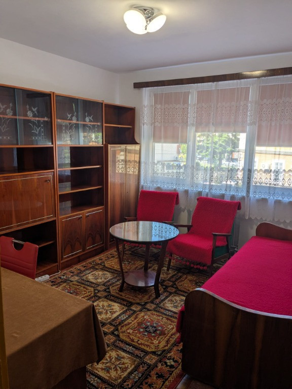 Inchiriez apartament 3 camere pentru studenti in Sibiu