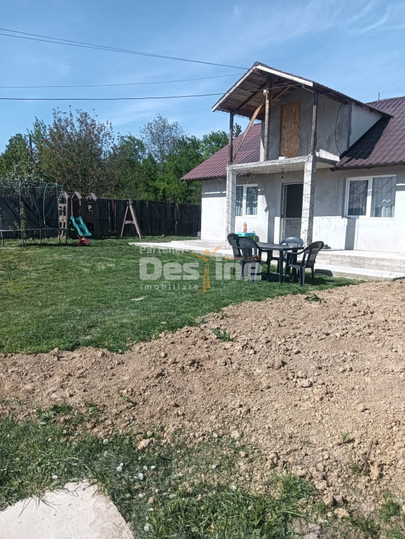 Proprietate deosebită cu design modern și finisaje premium
