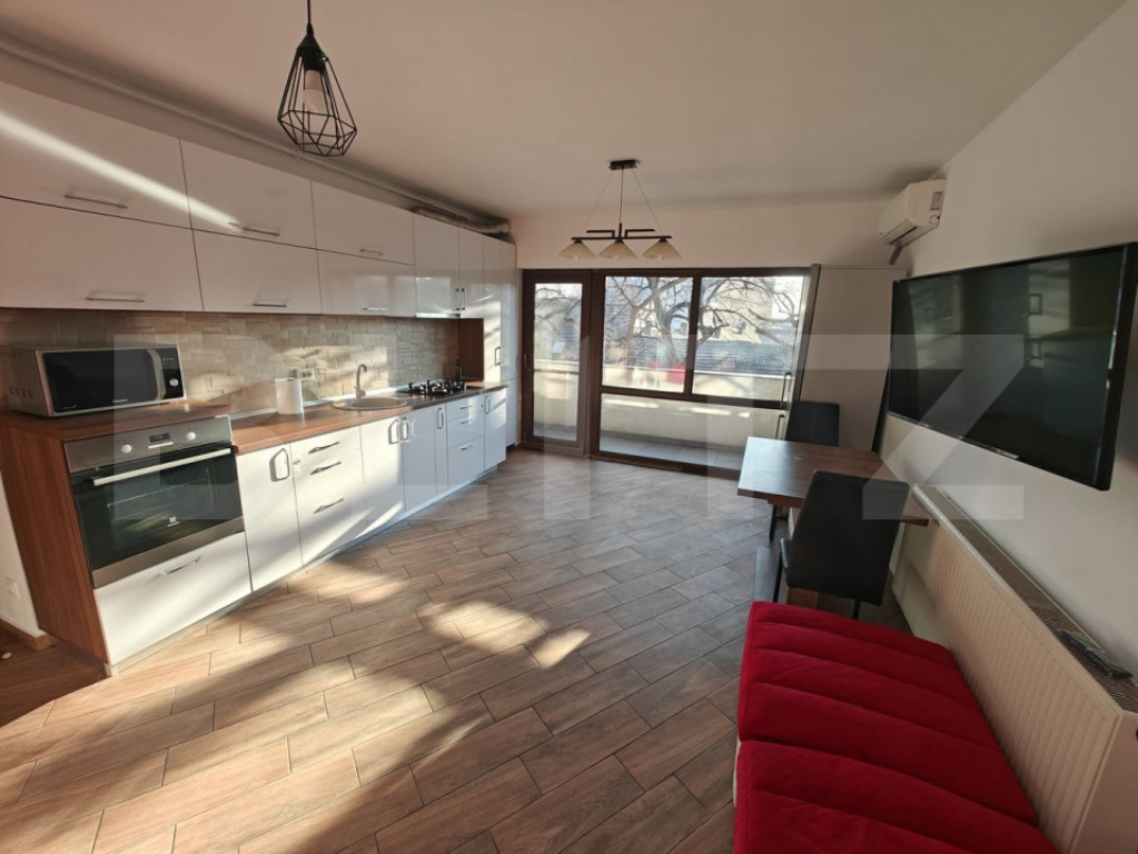 Apartament cu 2 camere de închiriat pe strada Piața Buc...