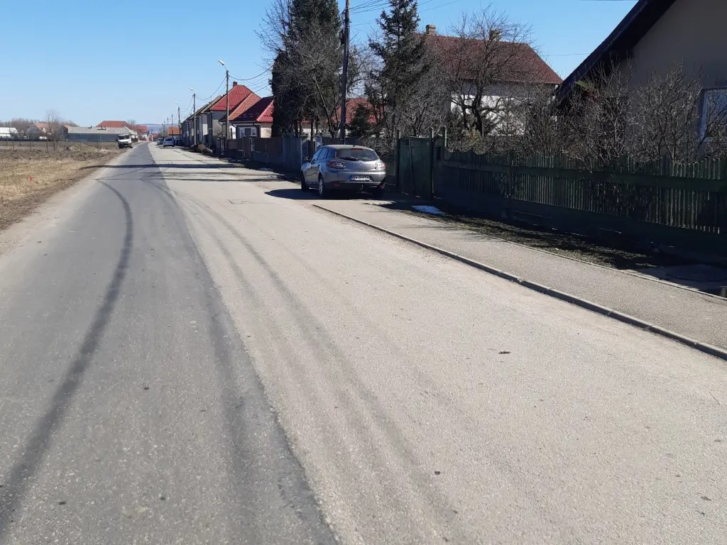 Vand teren intravilan, construibil, utilitati, Lunca Calnicului