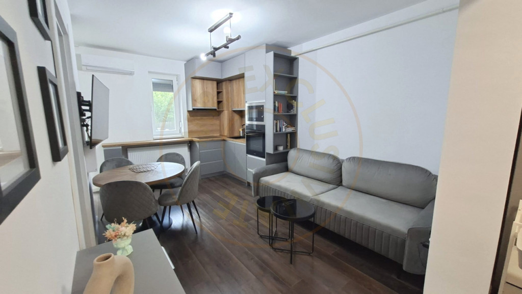Studio LA CHEIE cu Gradina 39 mp Vis-A-Vis Marcea Spa