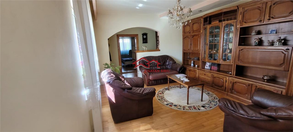 Casa individuala potential afacere cartier Lazaret Sibiu