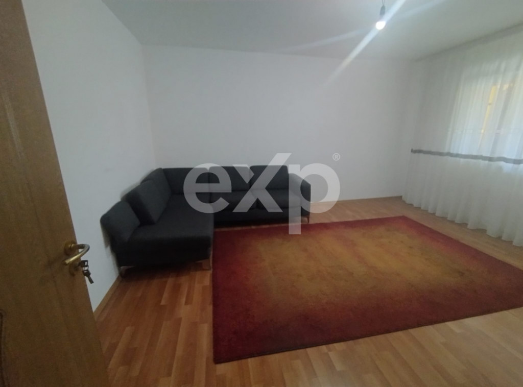 Apartament 3 camere Prundu