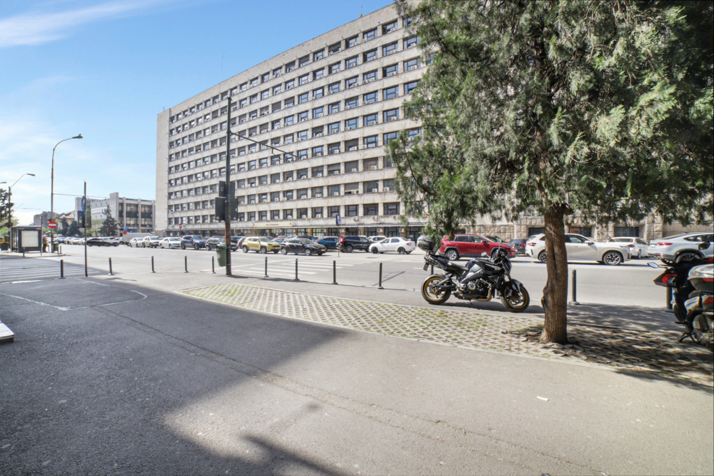 Spațiu comercial de închiriat*Stradal*48 mp*Gara de Nord*M