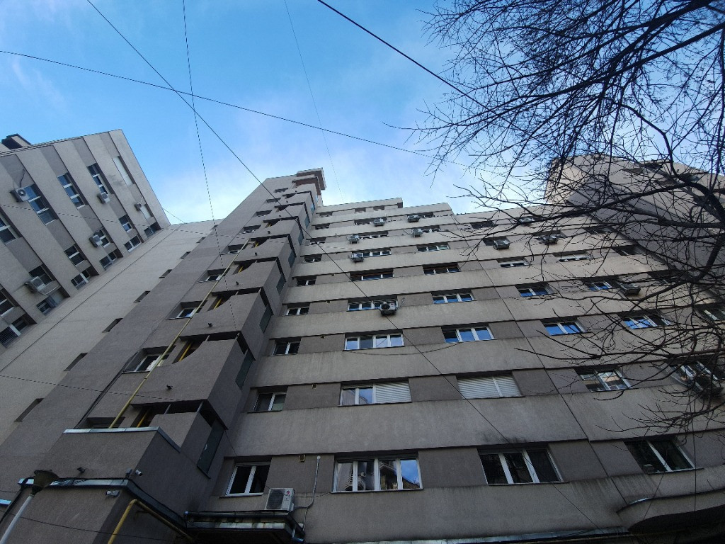 Universitate, bloc Dunarea - apartament 3 camere inchiriere