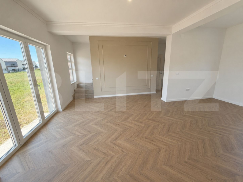 Apartament P+1, curte proprie, zona Panduri