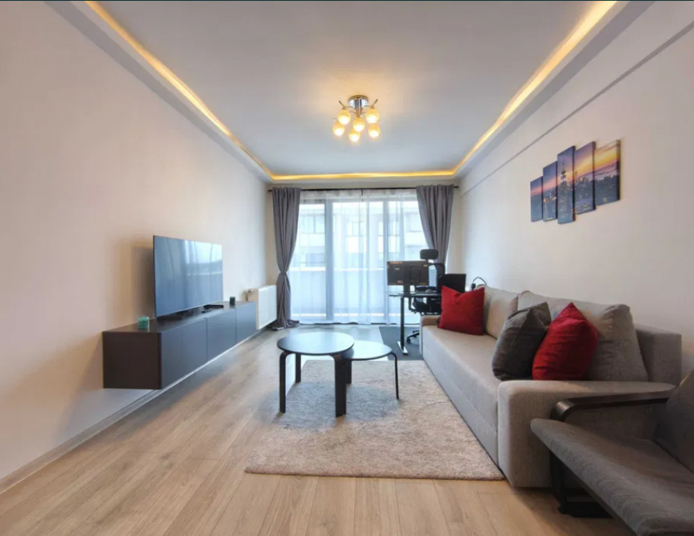 Apartament 2 camere | Decomandat | zona Tractorul